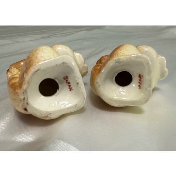 Vintage Standing Squirrel Ceramic Salt and Pepper Shakers - Made in Japan - Picture 6 of 6